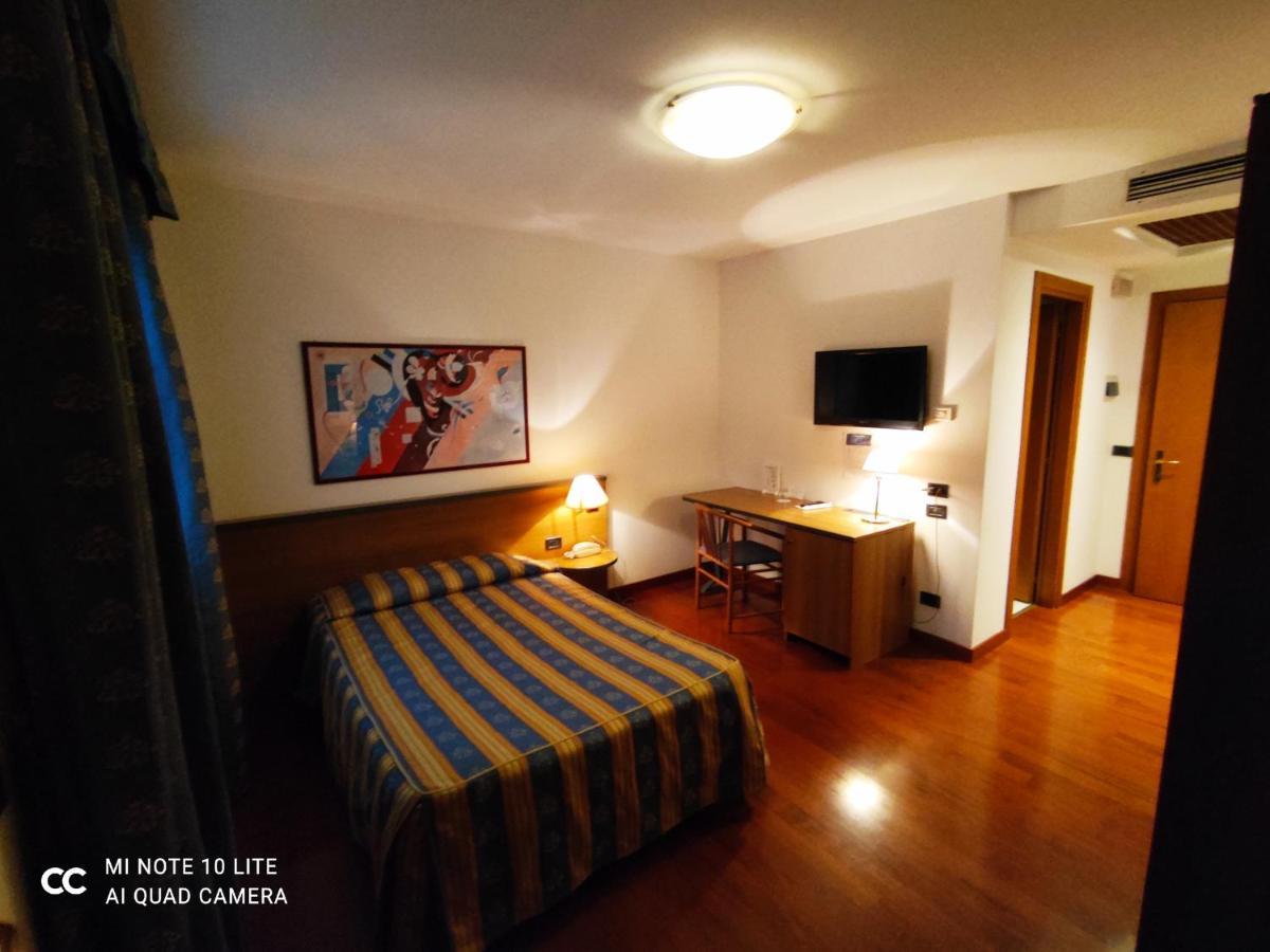 Hotel Luna Vigonovo  Dış mekan fotoğraf